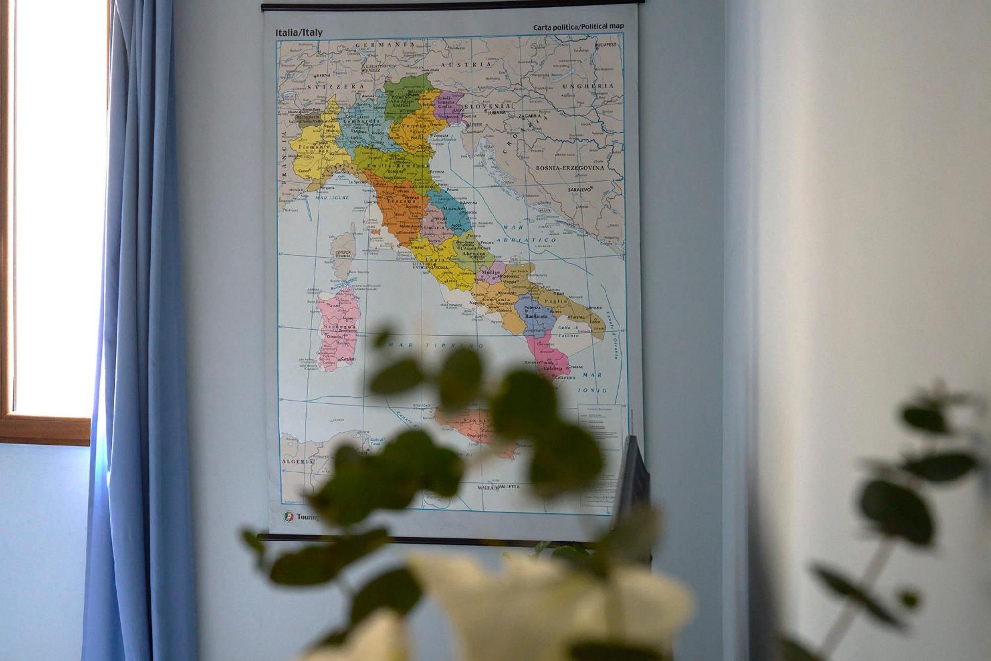 Panicale Blue Historic 1Br Stay Near Medici Chapels & Mercato Centrale فلورنس المظهر الخارجي الصورة